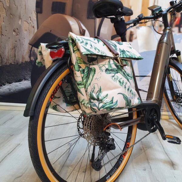 Basil Fietstas EverGreen Beige 32L
