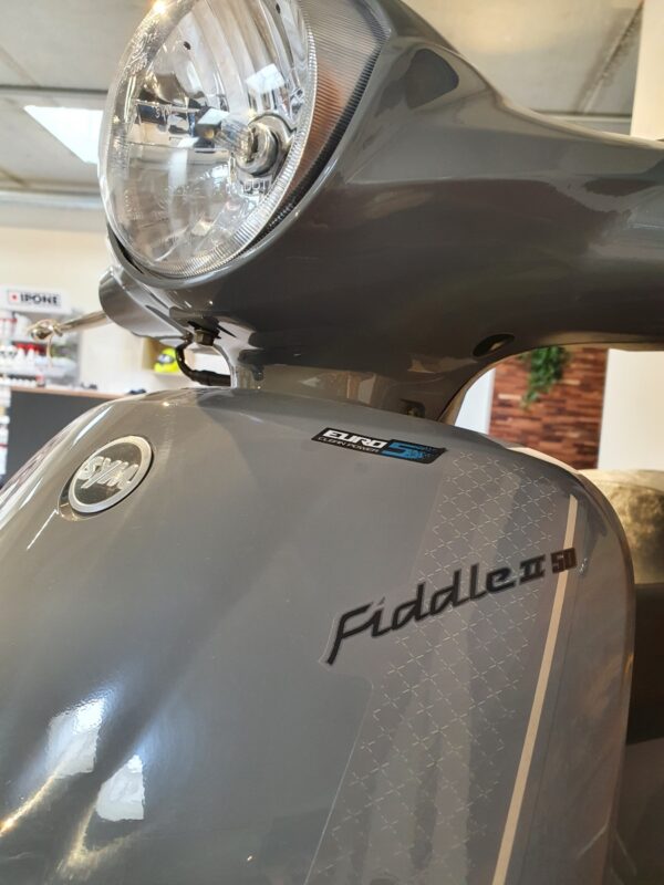 Fiddle 2 - 25km/u porsche grey