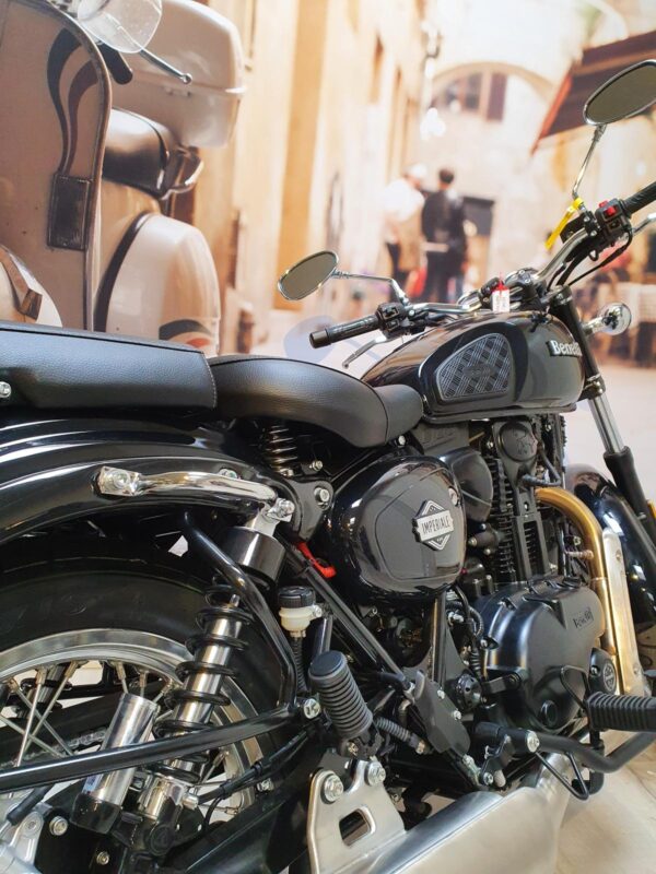 Imperiale 400 Black/red