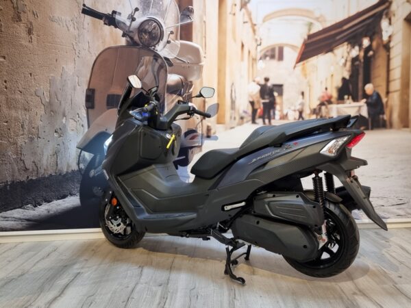 Sym JoyMax Z+ 300cc matt black